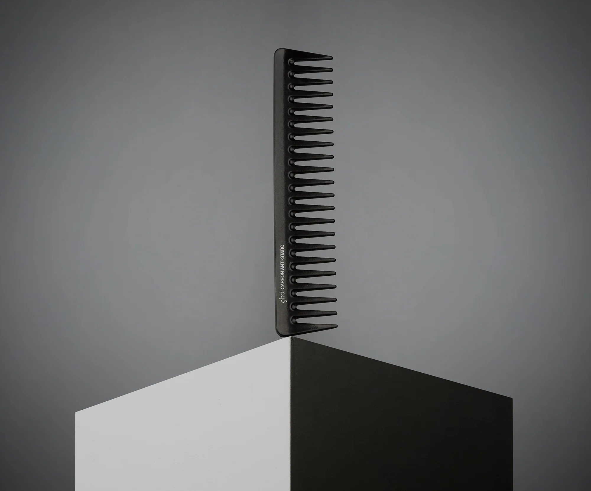 ghd The Comb Out - Detangling Hair Comb - Image 4