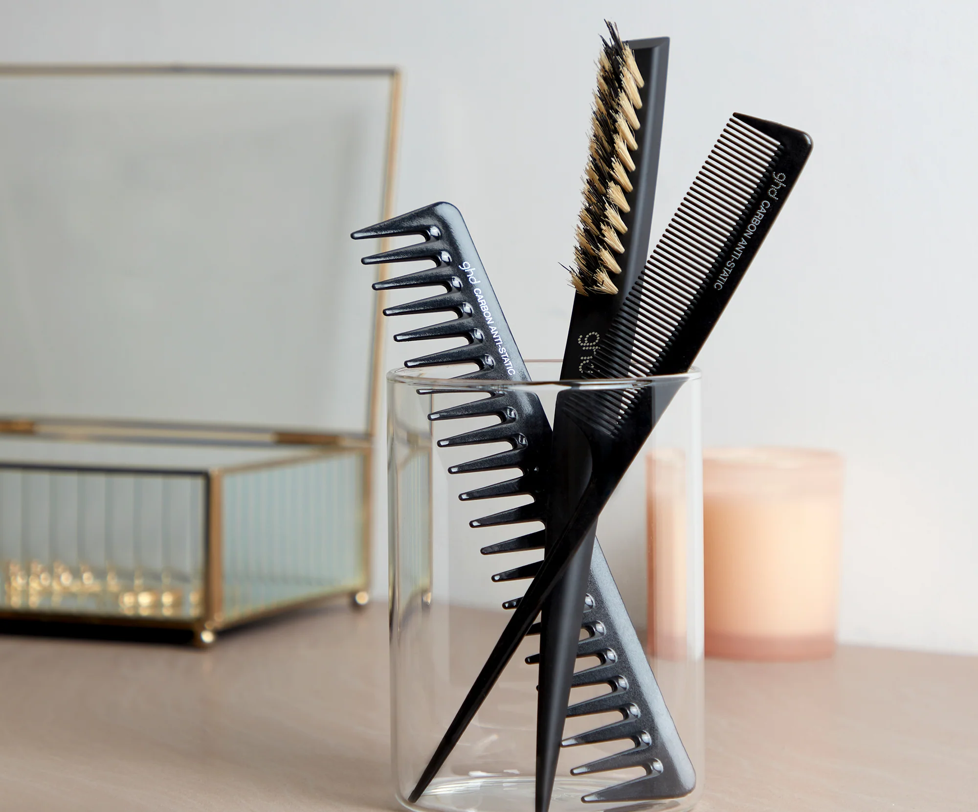 ghd The Comb Out - Detangling Hair Comb - Image 5