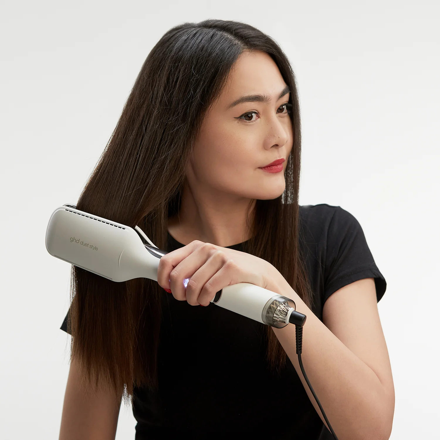 ghd Duet Style 2-in-1 Hot Air Styler in White - Image 5